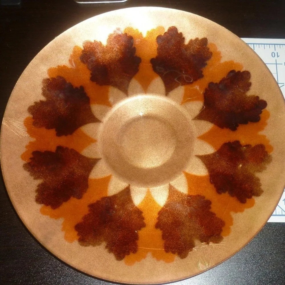 Vintage‎ Annemarie Davidson Enamel on Copper Plate Leaf Starburst Signed Label